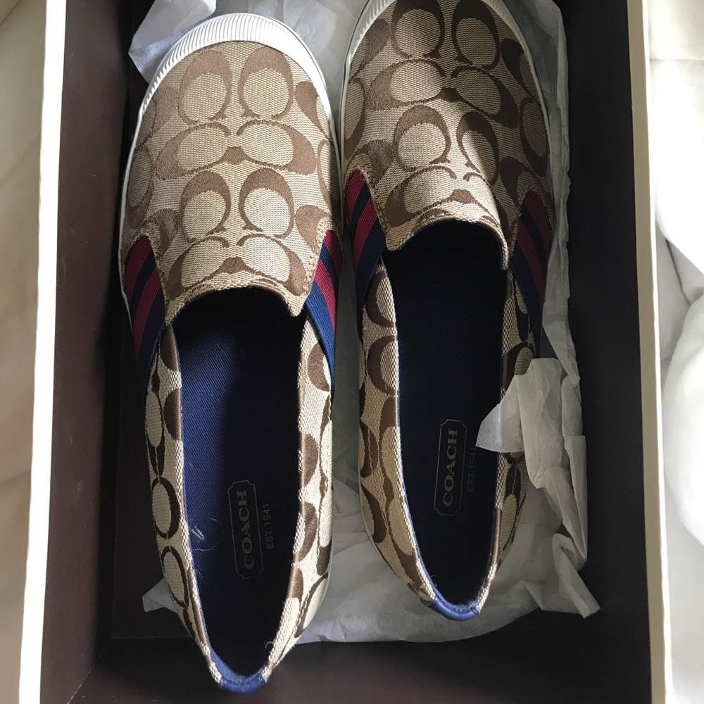 WMNS COACH SNEAKERS SIZE 8.5